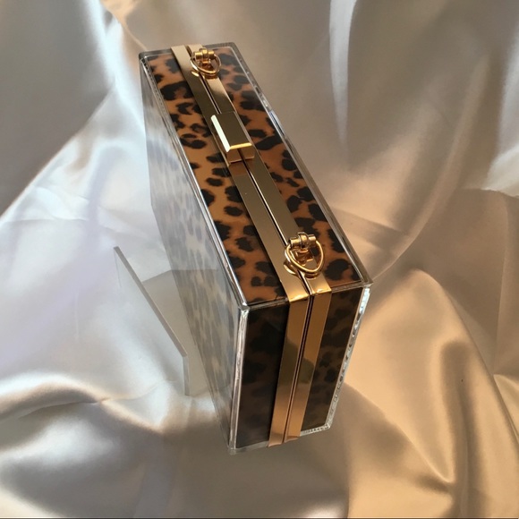 Stylish Leopard Acrylic Fashion Clutch Bag - Picture 3 of 10